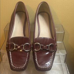 Cole Hann Chic Maroon Loafers with Silver Accents size 6